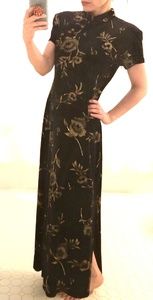 Sheriff Martin size 12 black velvet features dress